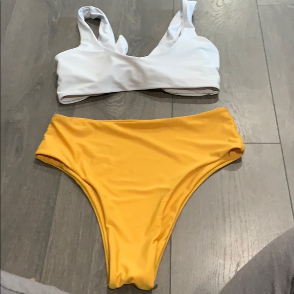 High waisted bikini set - Picture 2 of 2